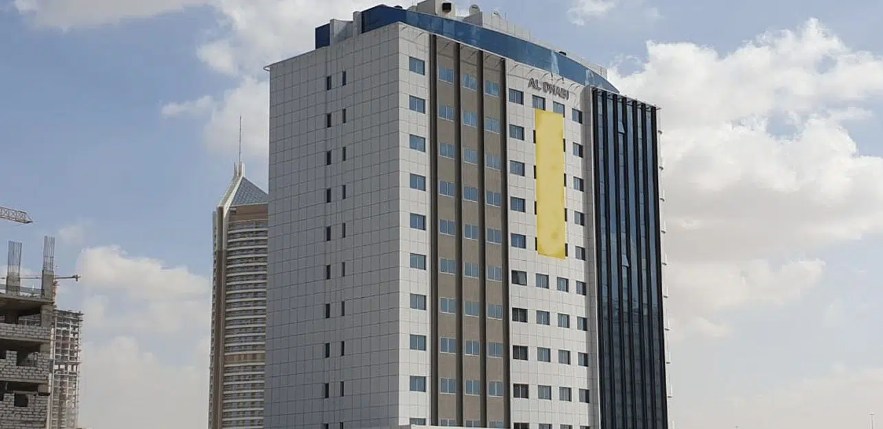 Al Dhabi Tower, Arjan