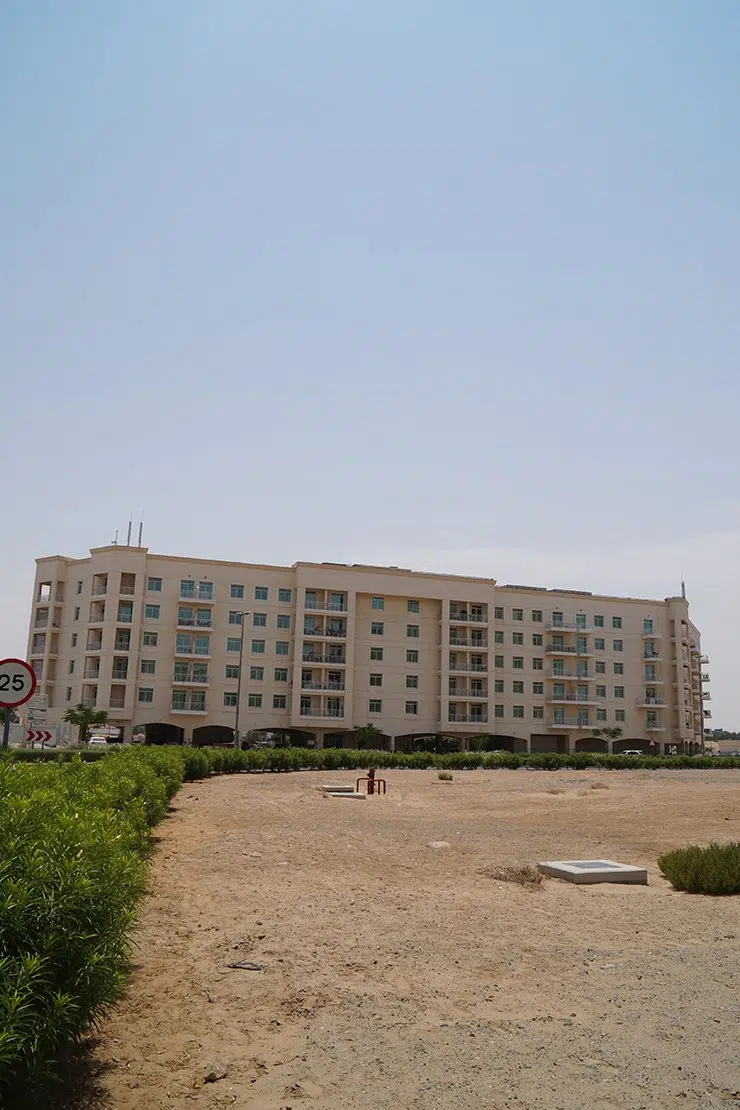 Mazaya 10B, Liwan