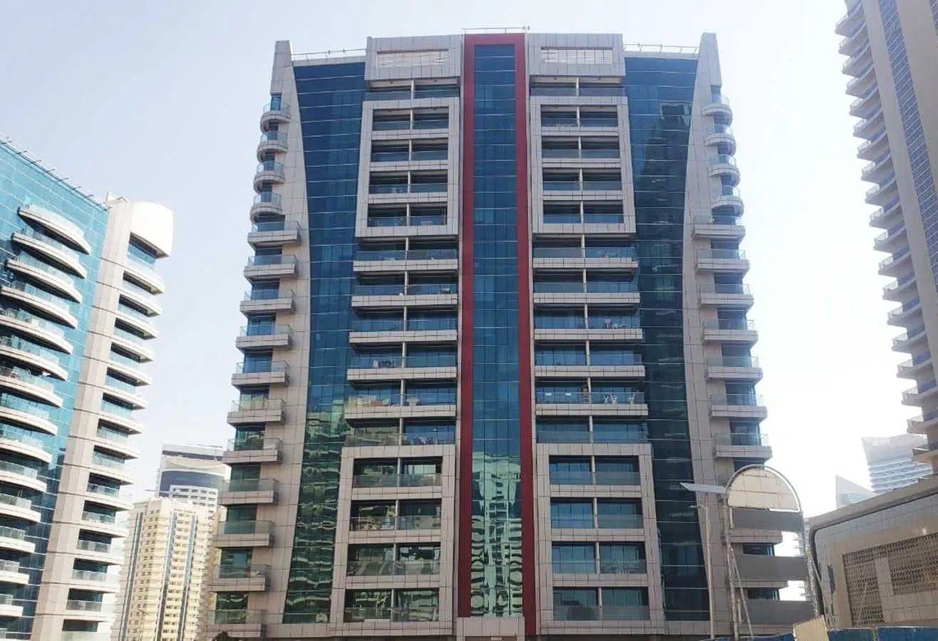 Hub Golf View Apartments, Dubai Sports City in Dubai
