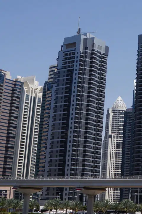 Green Lakes 3, JLT