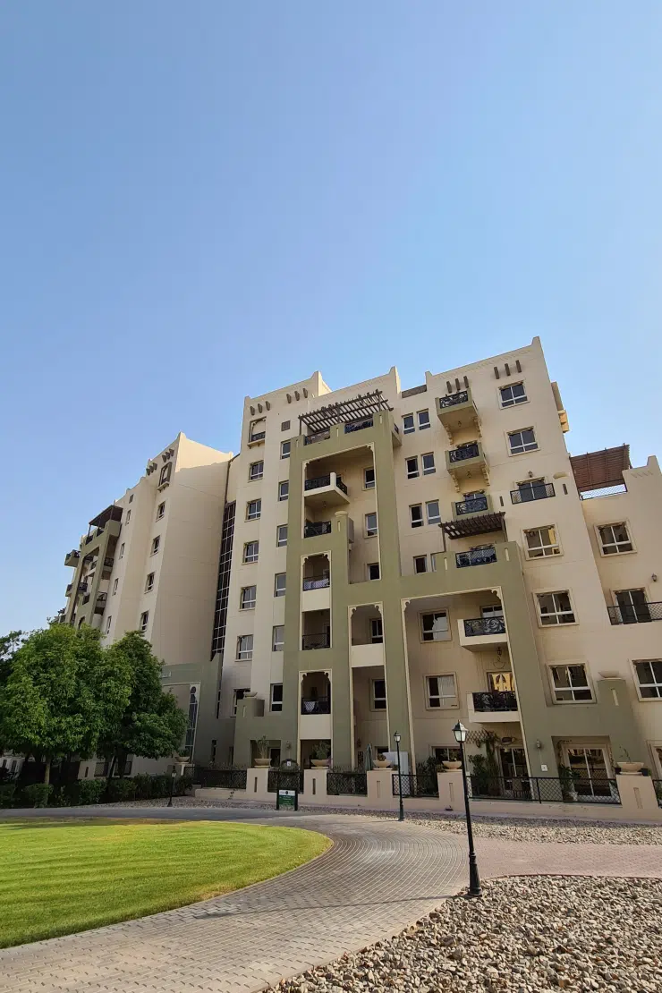Al Thamam 24, Remraam