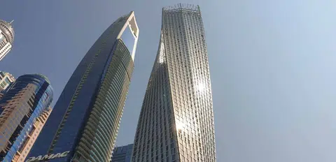 Cayan Tower, Dubai Marina in Dubai