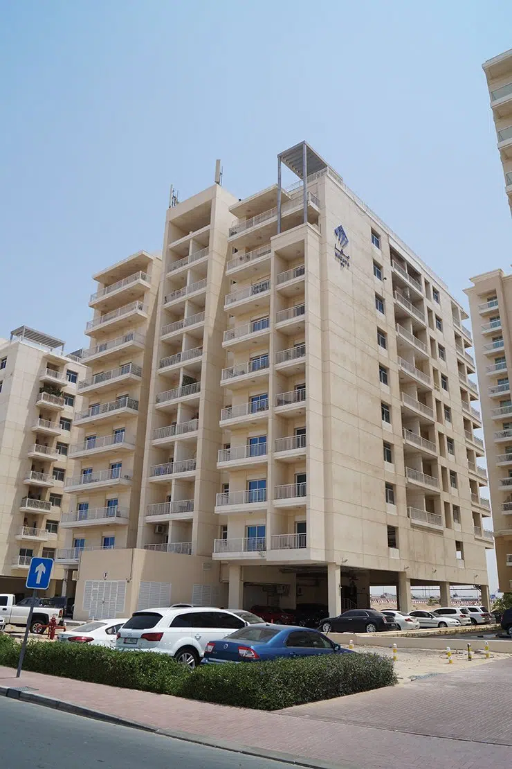 Mazaya 1, Liwan
