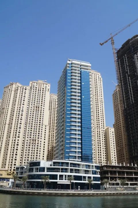 Continental Tower, Dubai Marina in Dubai