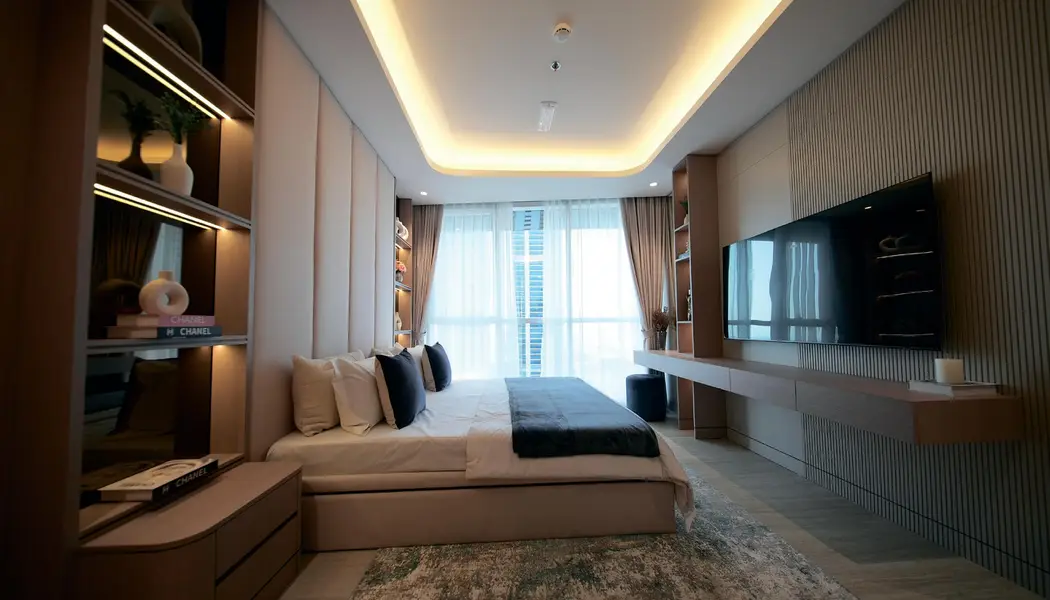 Luminous Coastal Living - Image 3