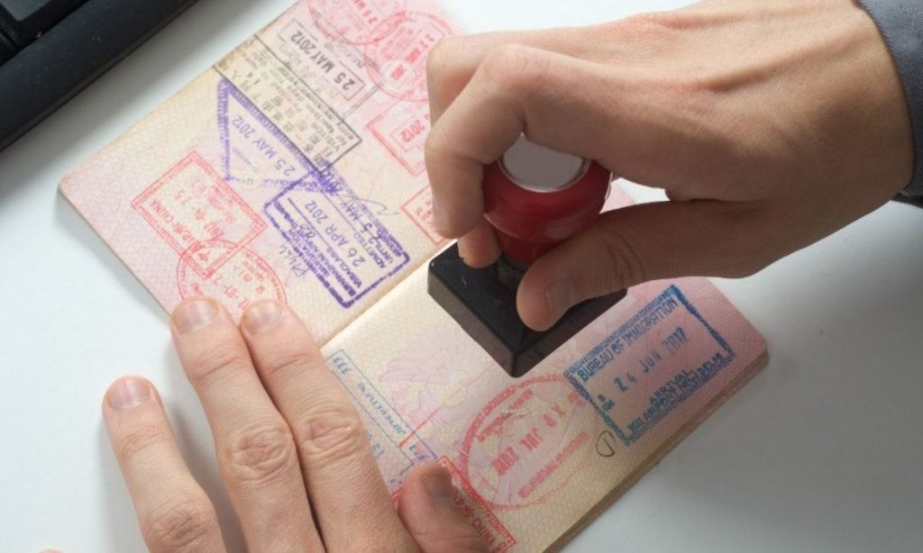 Dubai Work Visa & Residency: Who’s Eligible & How to Apply