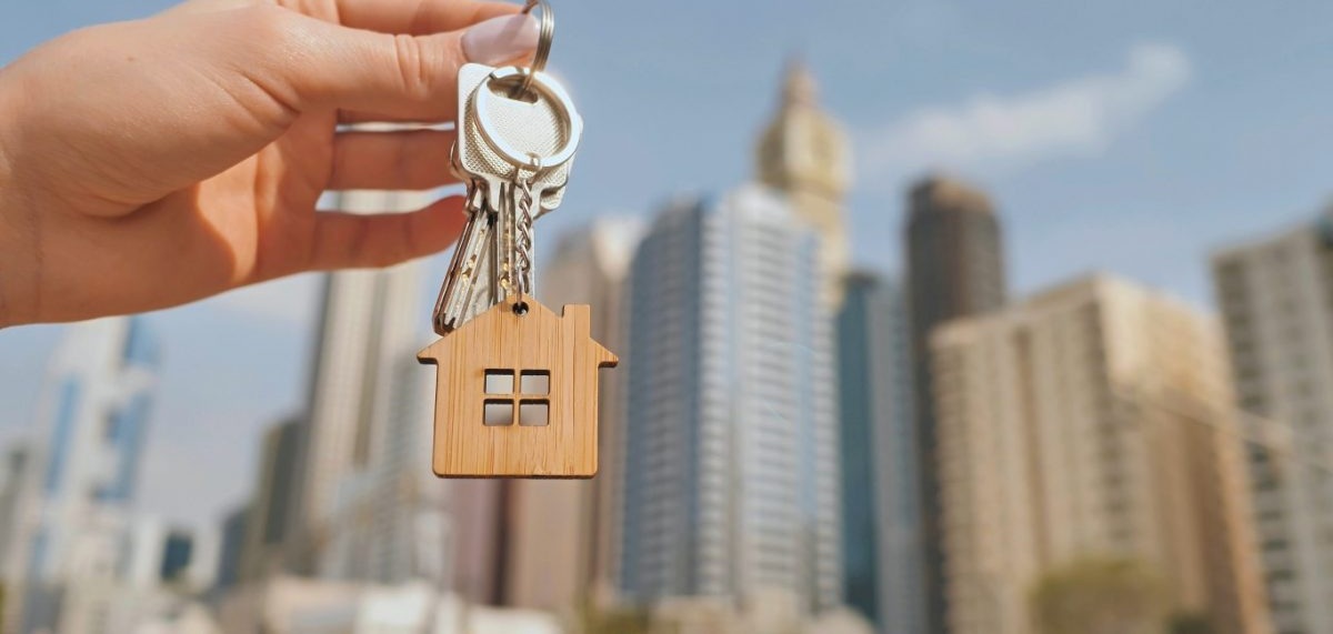 Can You Buy Property in Dubai Without a Visa? – 2025 Investor’s Guide