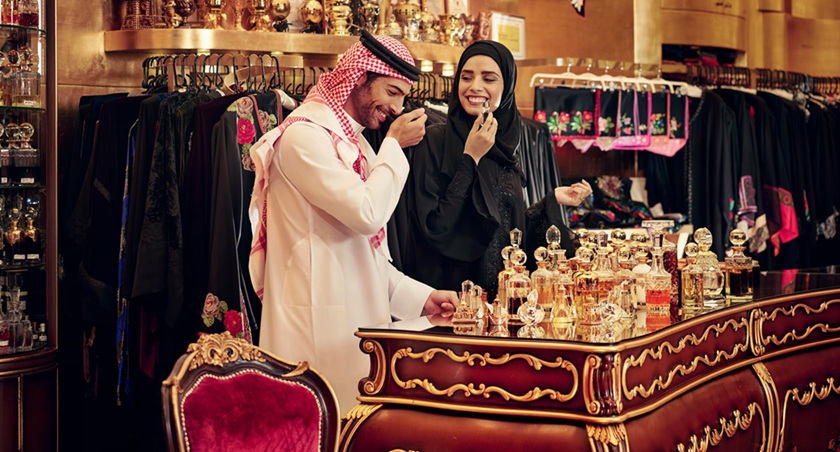 Top 5 Arabic Perfume Shops in Dubai for Authentic Fragrances