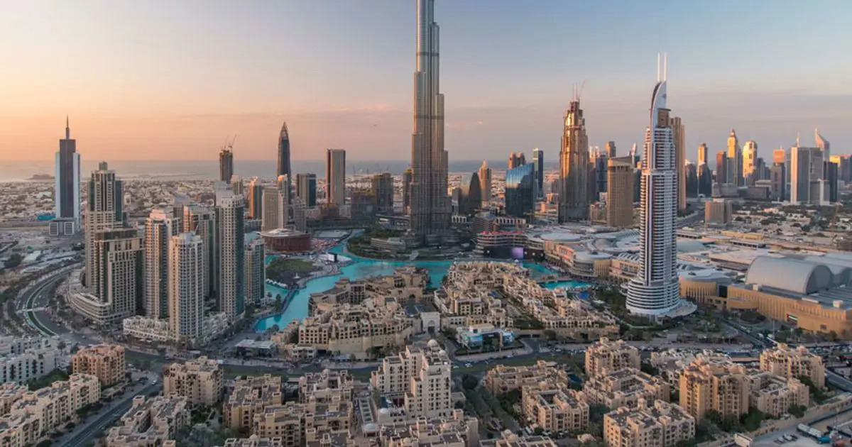 Living in a High-Rise vs. Low-Rise in Dubai: Which One Suits You?
