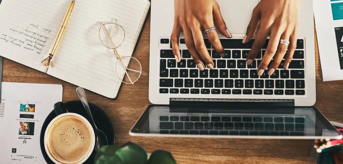 Fastest-Growing Remote Jobs in the UAE – 2025 Guide