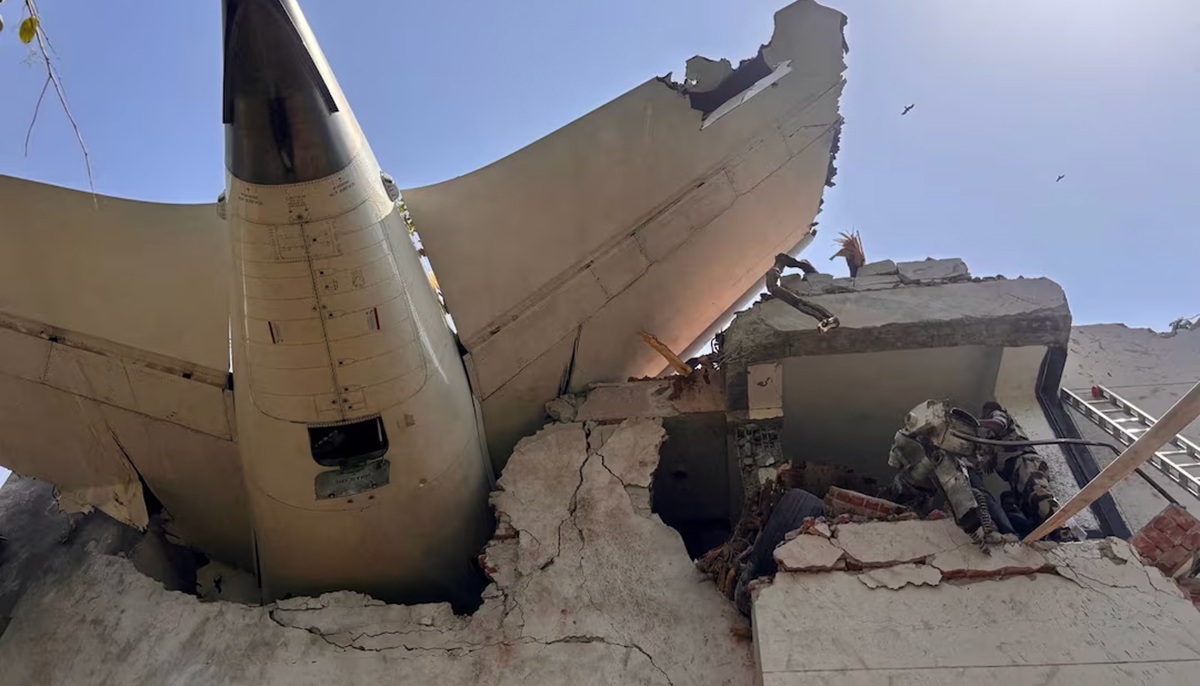 Burjeel Chairman Dr Shamsheer Vayalil Pledges AED 2.5 Million for Air India Flight Crash Victims’ Families